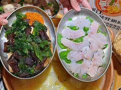 -洱火云南酸菜牛肉火锅(石景山当代商城店)