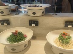 -阿瓦山寨·湘菜现炒·剁椒鱼头王(咸阳总店)