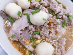 柠檬酸辣汤粿条-榮泰米粉湯(Left Shop)