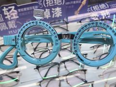 -美式眼镜·授权蔡司.依视路.尼康.豪雅.明月(南翔印象城店)