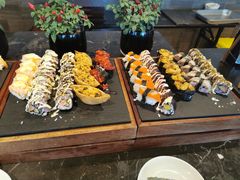 -云端西餐厅(南宁龙光那莲豪华精选酒店)
