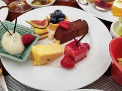 -东西风牛排馆周末烧烤自助(首都机场希尔顿店)