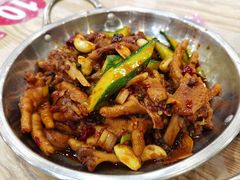 -江城燕子大排档(江汉路步行街店)