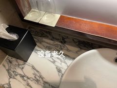 -上海龙之梦万丽酒店