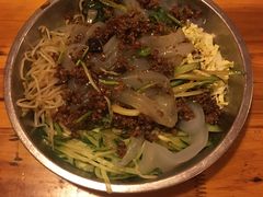 -闯关东东北农家菜(崂山石老人店)