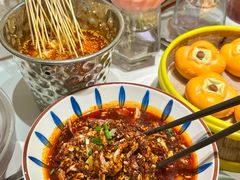 -黄记煌三汁焖锅(新佳丽江汉路店)