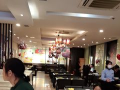 -豪客来牛排(府河店)