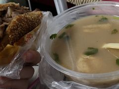 -洪峰浩老北京烧饼夹肉(角门路店)