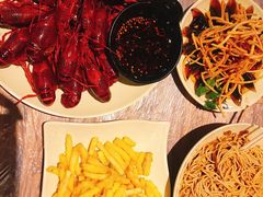 -巴厘龙虾·榜首油焖大虾(音乐学院·沿江酒馆店)
