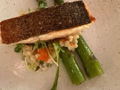 香煎三文鱼-植物园哈利亚餐厅