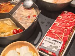 -三出山火锅(南京万象天地店)