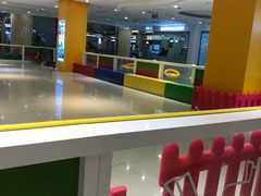 -阿布溜溜(同曦假日百货店)