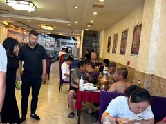 -鑫渔港海鲜本地菜·山海关浑锅(东戴河店)