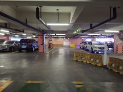 场地-印象城购物中心-停车场