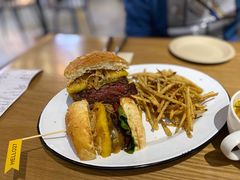 -HELLO 27 意面·沙拉·帕尼尼