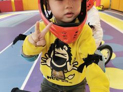 -小小特工运动馆(宝山三邻桥中心)