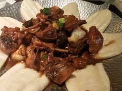 地锅本仔鸡-小菜园新徽菜(青岛市南万象城店)