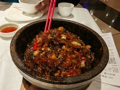 石锅捞酸菜粉丝-和记小菜(东方店)