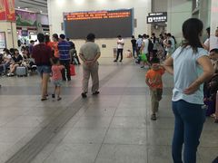 -天河客运站(地铁站)