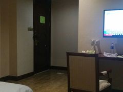 -维也纳酒店(广州番禺市桥地铁站店)