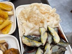 -菌之家·专业纯野生菌火锅·特色炒菌
