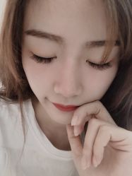 -伍小姐美甲美睫半永久