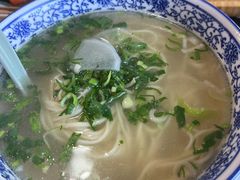 -东大桥小国抻面烧烤(长通路店)