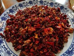 -黄桷树曹家私房菜(江与城店)