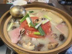 -桥边小楼·手工云南菜·古城观景小楼