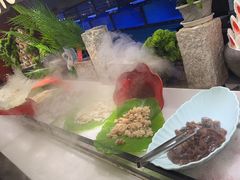 -四囍码头海鲜烧烤自助火锅(外滩南京东路悦荟广场店)