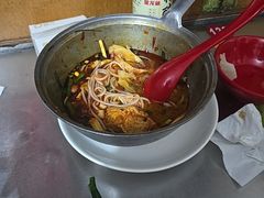 -铁锅哥米线