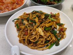 -泉上·发现DISCOVERY ·黔菜餐厅(银海元隆广场店)