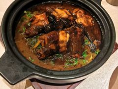 黑蒜昂刺鱼炒央菜-上海皇廷花园酒店·御宴中餐厅