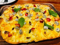 火焰烤饼水果风味-1886德国汽车餐厅(外滩十六铺码头店)