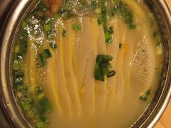 -自贡盐帮菜·玩辣餐厅(樱花园西街店)