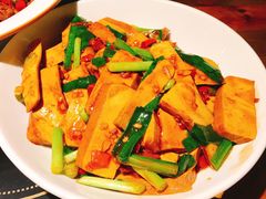 韭菜炒香干-大碗先生(望云国际广场步步高广场店)