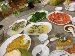 -四川小胡子海鲜(丁村万人海鲜广场店)