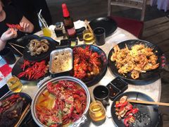 -沪小胖小龙虾(淮海中路旗舰店)
