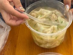 -周震馄饨