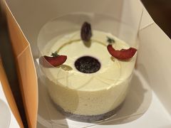 -潮一不贰·法式甜品·生日蛋糕·西式简餐(外滩店)