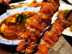 烤红柳羊肉串-蒙古人烤羊大师(工农大路创始店)