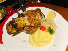 德式烤猪肘配酸菜土豆泥-申德勒加油站西餐厅(日坛路总店)