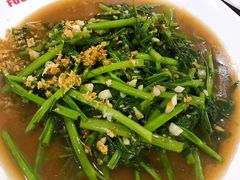 -班赞海鲜市场胖阿姨加工点
