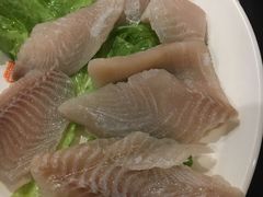 巴沙鱼-呷哺呷哺(青岛香港中路银座店)