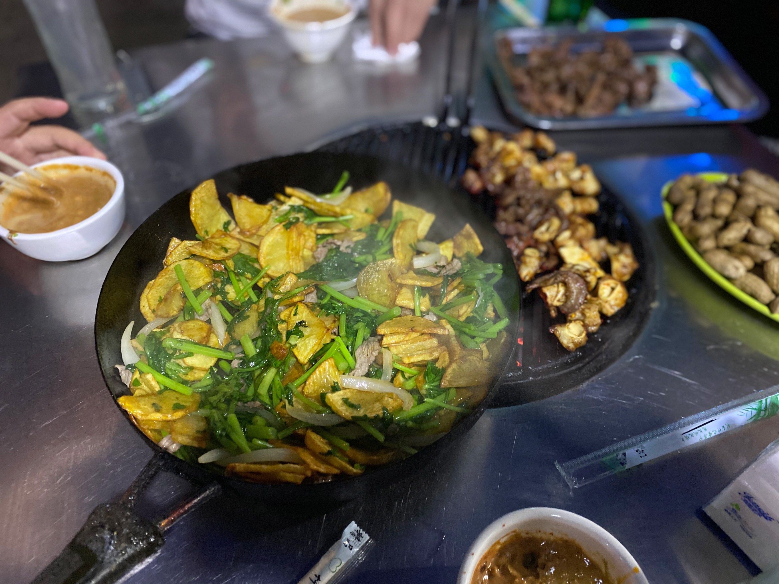 宽甸南市场煎锅