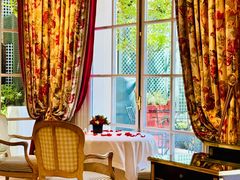 -Epicure