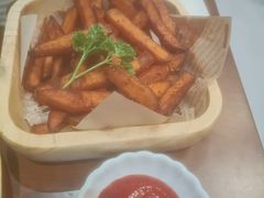 -8PINTS八品脱·日料·烧鸟·精酿小酒馆(莘庄店)