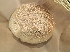 果木炭盖炉烧饼-三义和酒楼(广渠门店)
