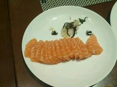 -南湖名都·景湖轩全日制餐厅·海鲜自助·东南亚风味·临湖而食