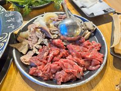 -小志家.鲜牦牛肉牛杂火锅野生菌汤锅